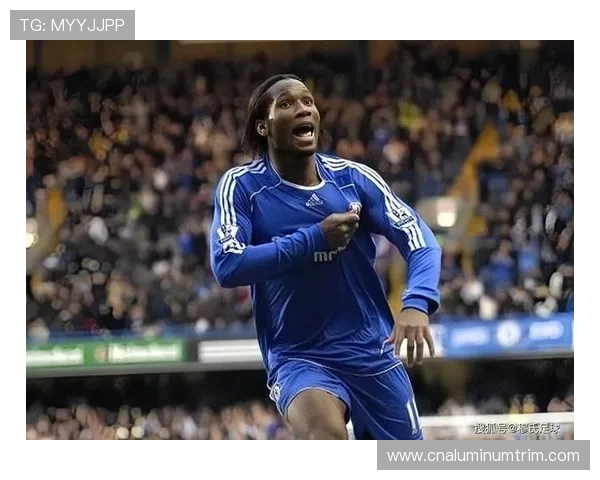 世界足坛最帅男星：他凭借魅力与球技征服无数球迷的心