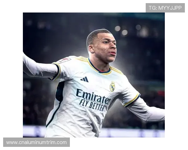 中国足球独具个性的球星们展现个性魅力与独特风采 中国足球独具个性的球星们展现个性魅力与独特风采