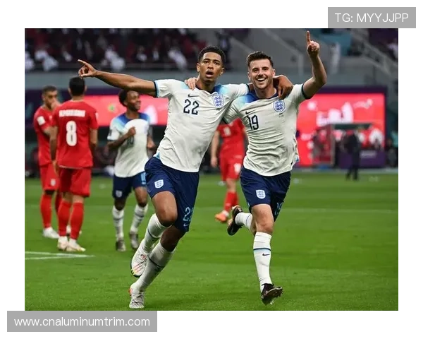 足球世界杯球星时尚穿搭大揭秘 引领潮流的球场之外风采